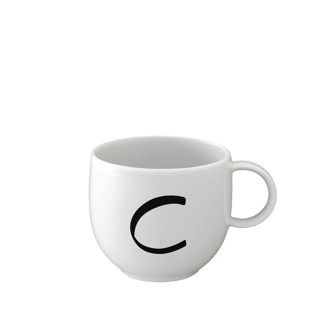 Becher C Letters In Weiß